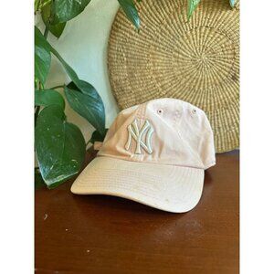 Women’s New York Yankee pink baseball hat